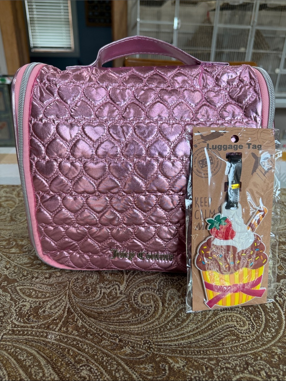 Juicy Couture Hanging Toiletry Travel Bag Like New Plus BONUS Luggage Tag